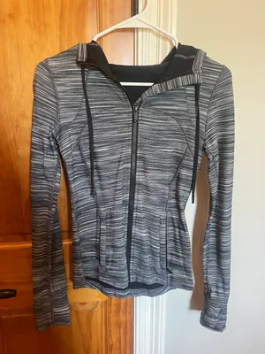 Lululemon Hooded Define Jacket thumbnail 1