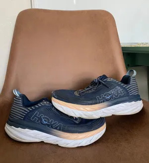 Hoka Bondi 6 Shoes thumbnail 1
