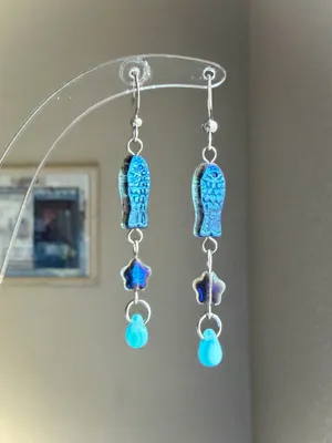 Handmade quality Czech glass beads fish/srar & teardrop dangle earrings💚⭐️🐟💕 thumbnail 2