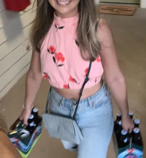 Zara backless top thumbnail 1