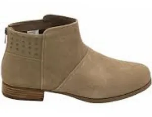 Koolaburra by UGG tan suede ankle boots size‎ 9 thumbnail 1