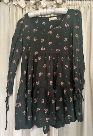 Urban Outfitters long sleeve green floral dress thumbnail 1