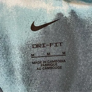 Nike Women’s Dri-Fit One Luxe Training Shorts thumbnail 8