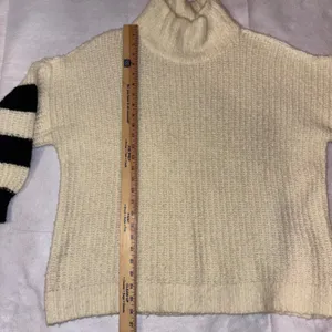 Urban Outfitters Gemini Cream Striped Sleeve‎ Turtleneck chunky knit Sweater thumbnail 6