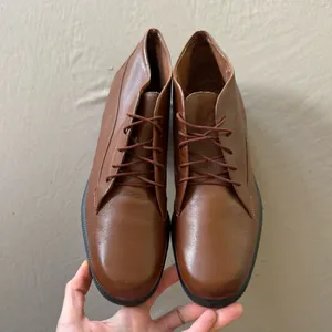Vintage Easy Spirit “Harvard” Leather Ankle Boots thumbnail 3