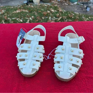 Universal Threads Women's Winnie Studded Fisherman Sandals - Off-White size 8.5 thumbnail 2