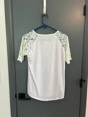 142 White V-Neck T-Shirt with Lace Sleeves thumbnail 2