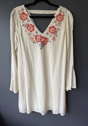 Altar’d State Cream Boho Floral Embroidered Tunic Blouse Dress Top Size L thumbnail 1