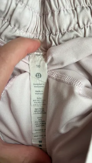 Lululemon Shorts thumbnail 3