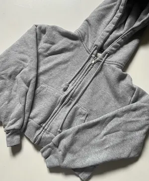 Brandy Melville sweatshirt thumbnail 2