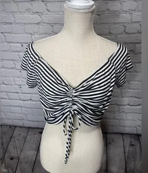 NWT ambiance crop top size large Blue thumbnail 1