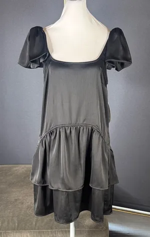 Women’s Black Scoop Bow Mini Dress Size XS 0-2 NEW thumbnail 1