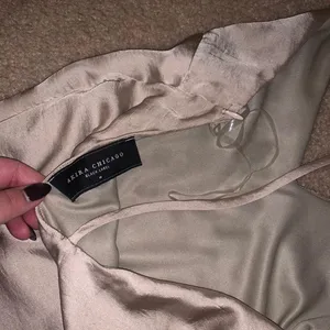 Gold Dress Size M thumbnail 2