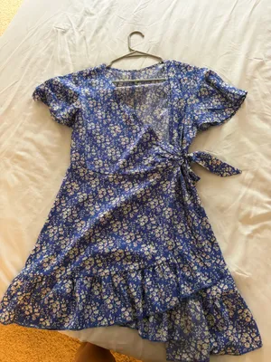 Amazon Women’s Blue Floral Dress thumbnail 3