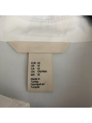 H&M White Button-Up Blouse With 3/4 Sleeves Womens Size 12 Dolman Sleeve thumbnail 3