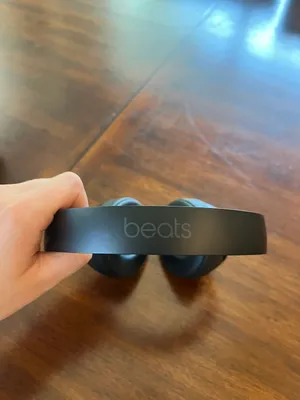. Solo Pro Wireless Headphones thumbnail 2
