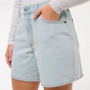 Abercrombie & Fitch High Rise Curve Love The Loose Short Denim Jean Shorts thumbnail 1