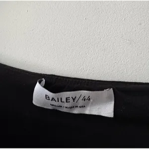Bailey 44‎ Black and White Knit Off the Shoulder Top thumbnail 4