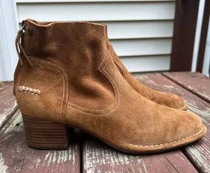 UGG Women's Bandara Suede Ankle Brown Zip Block Heel Boots/Bootie/Shoes|Size:9.5 thumbnail 1