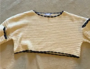 Grey Bandit white and blue sweater thumbnail 1