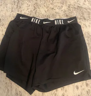 Nike Shorts thumbnail 1