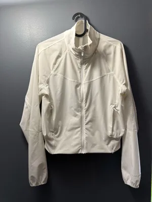 Lululemon Jacket 4 thumbnail 1