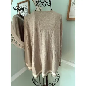 FRENCH CURVE large Sweater Cashmere Tan Oatmeal Cream‎ Top Pull Over Round Neck thumbnail 3