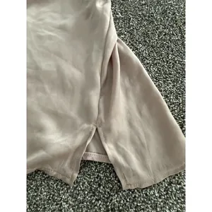 Unbranded Camisole Tank Top Womens S/M Mauve Purple Ruffle V-Neck Satin thumbnail 4