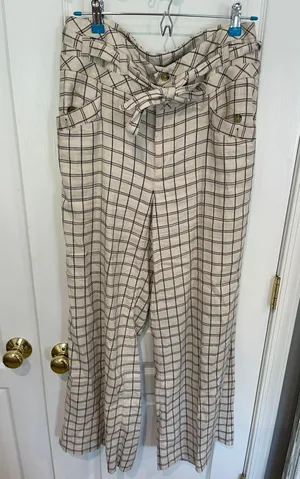 Pants thumbnail 1