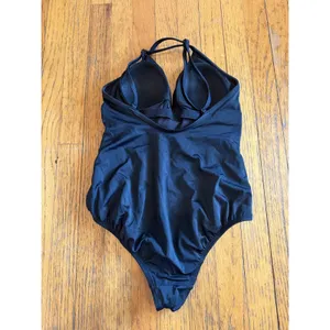Time And Tru Blk One Piece Halter Swimsuit Womens M(8-10) thumbnail 2