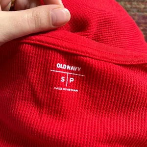 OLD NAVY RED WAFFLE THERMAL LONG SLEEVE TEE thumbnail 2