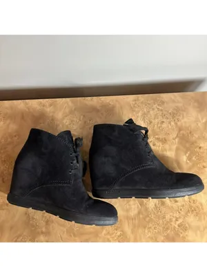 Prada Black Suede Chukka Ankle Boots Women's Size 40 Lace-Up Wedge Heel thumbnail 6