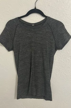 Lululemon Swiftly Tech thumbnail 1
