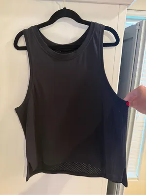 Lululemon black crop tank! Size 4 - excellent condition! thumbnail 1