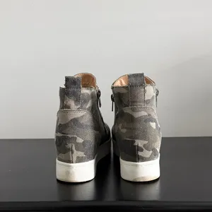 Soda Beige and Blue‎ Striped Wedge Sneaker Bootie Sz 6.5 thumbnail 4