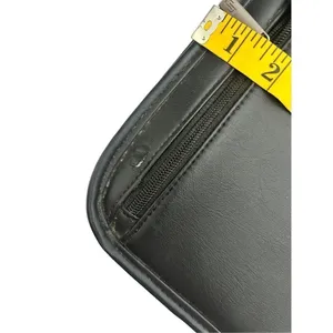 Solo black leather laptop classic bag - no shoulder strap included - small tear thumbnail 4