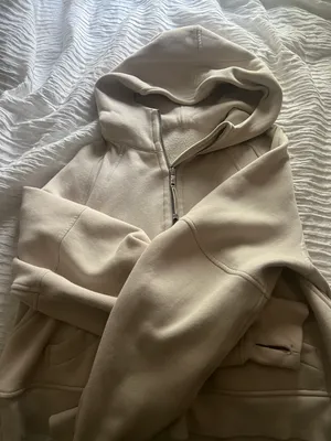 Lululemon Scuba Hoodie thumbnail 1