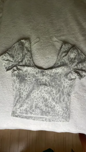 Lululemon Align T-Shirt thumbnail 4