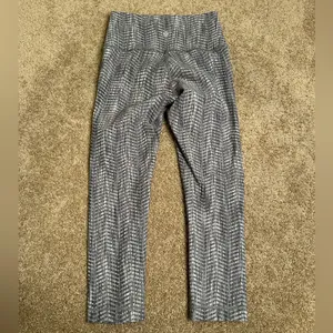 Lululemon‎ Wunder Under Crop Leggings thumbnail 5