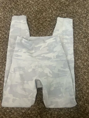 Lululemon Leggings  thumbnail 1