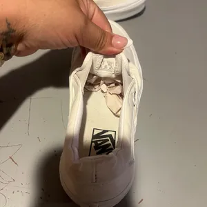 Vans Classic Slip-On White Canvas Sneakers Men’s 6.5 / Women’s 8 thumbnail 8