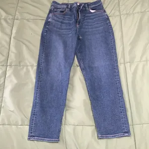 American Eagle Mom Jeans thumbnail 1