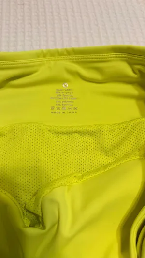 Bright yellow running shorts Size M thumbnail 3