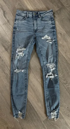 American Eagle Jeans thumbnail 1