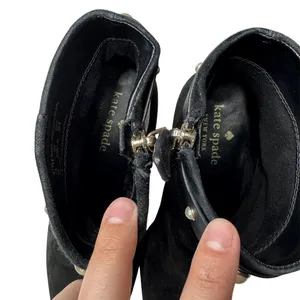 Kate Spade Morgan Pearl Booties Women’s 6B Black Suede Block Heel KE796 thumbnail 8