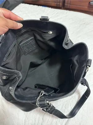 Coach Y2K Black Leather Shoulder Bag with Silver Buckle Hardware thumbnail 8