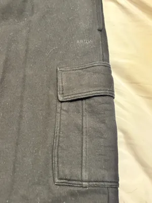 Black Aritzia Cozy Fleece Mega Cargo Sweatpants thumbnail 5