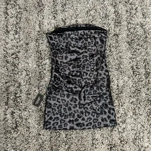 👗NWT Women’s Dress Size M thumbnail 2