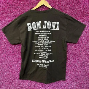 Bon Jovi Slippery When Wet World Tour Tshirt size Medium thumbnail 3