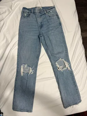 High Waisted Jeans thumbnail 1